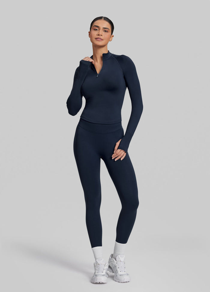 Ultrasculpt Longline Form-Fitting Seamless Thumb Hole Twill Knit Half-Zip Top