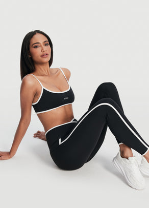 
                Crossover Waist Leggings
              