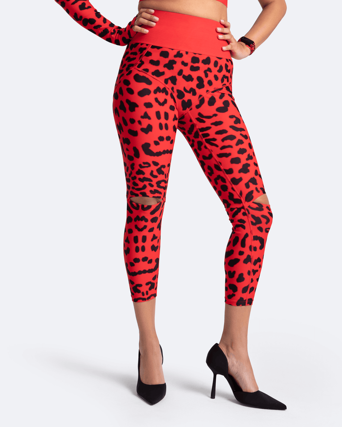 Hochgeschnittene Leggings mit Knieschlitzen
