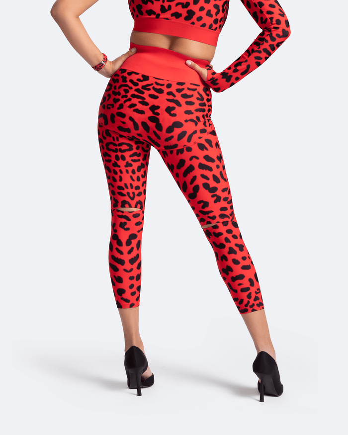 Hochgeschnittene Leggings mit Knieschlitzen