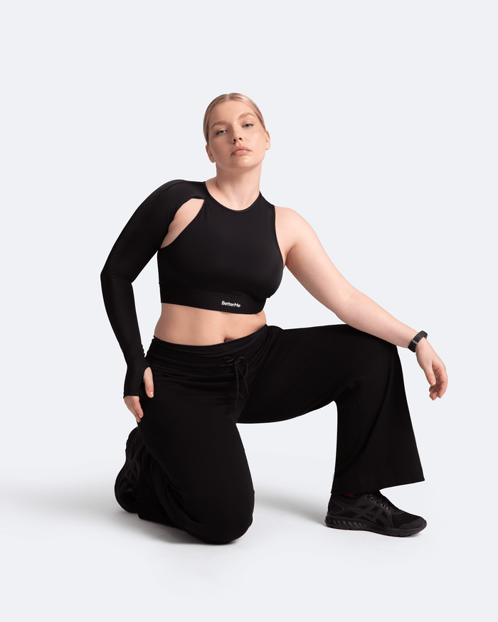 Top tendance épaule dénudée asymétrique